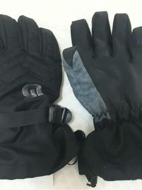 Black Winter Ski Gloves with Grey Palm Accent